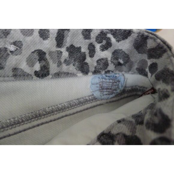 J. Mclaughlin Lexi Jeans - Petit Watercolor Cheetah 6 - Picture 10 of 15